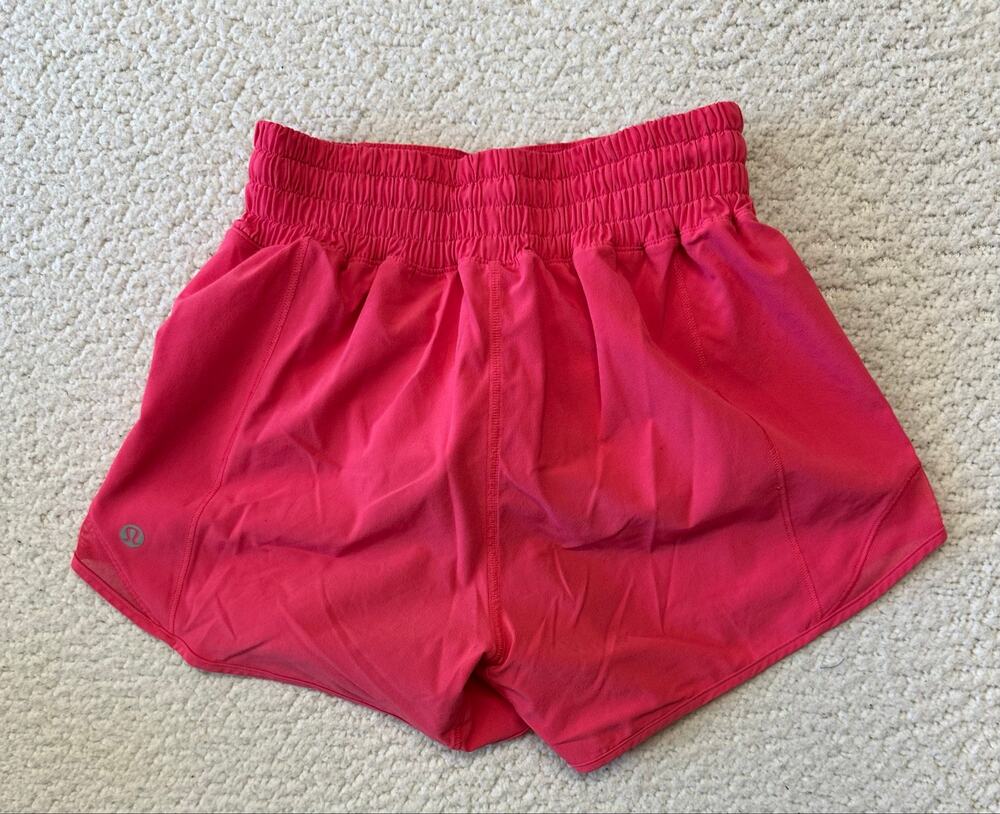 Lululemon Womens Hotty Hot Shorts Size 0